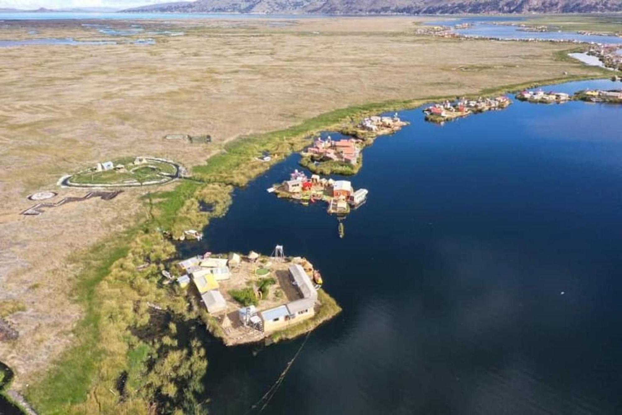 Готель Uros Aruma-Uro On Uros Floating Islands Пуно Екстер'єр фото